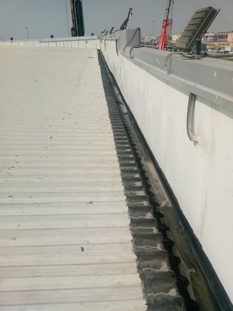 Metal Roof Gutter Waterproofing